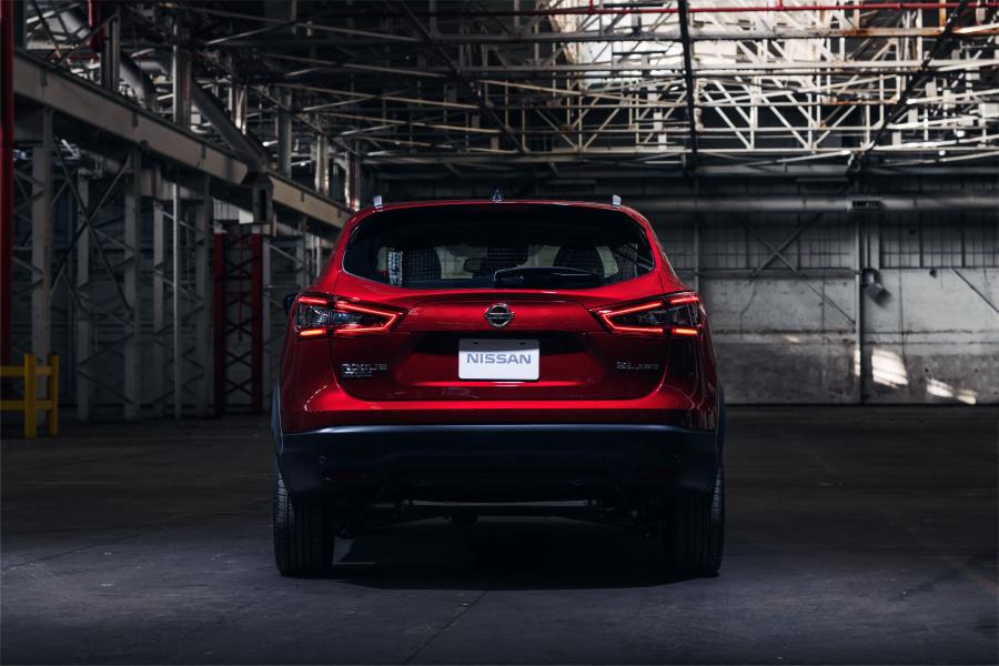  Nissan Rogue Sport 2019 года  (фото 14 из 40)